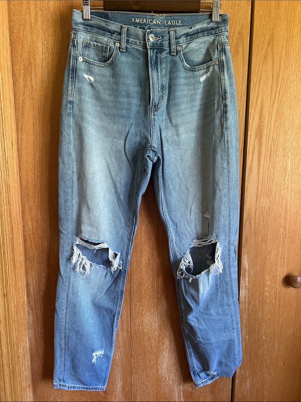 American Eagle Outfitters High Rise distressed mom jeans